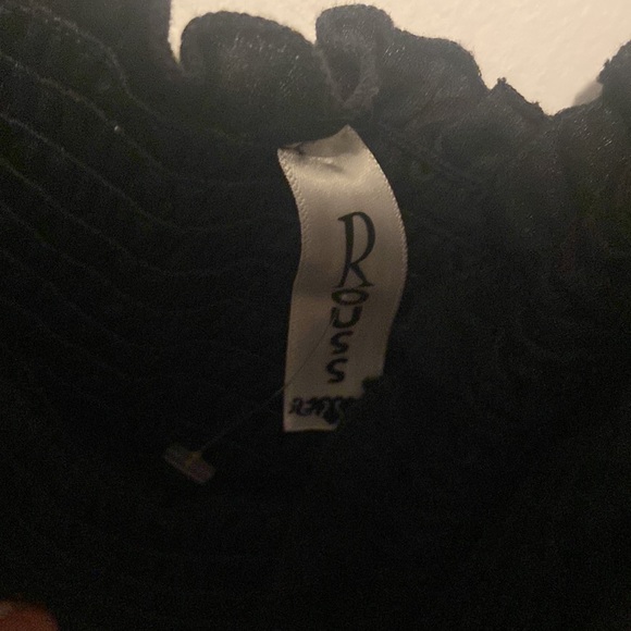 ROUSS Cute Fun Crop Top - Picture 3 of 4